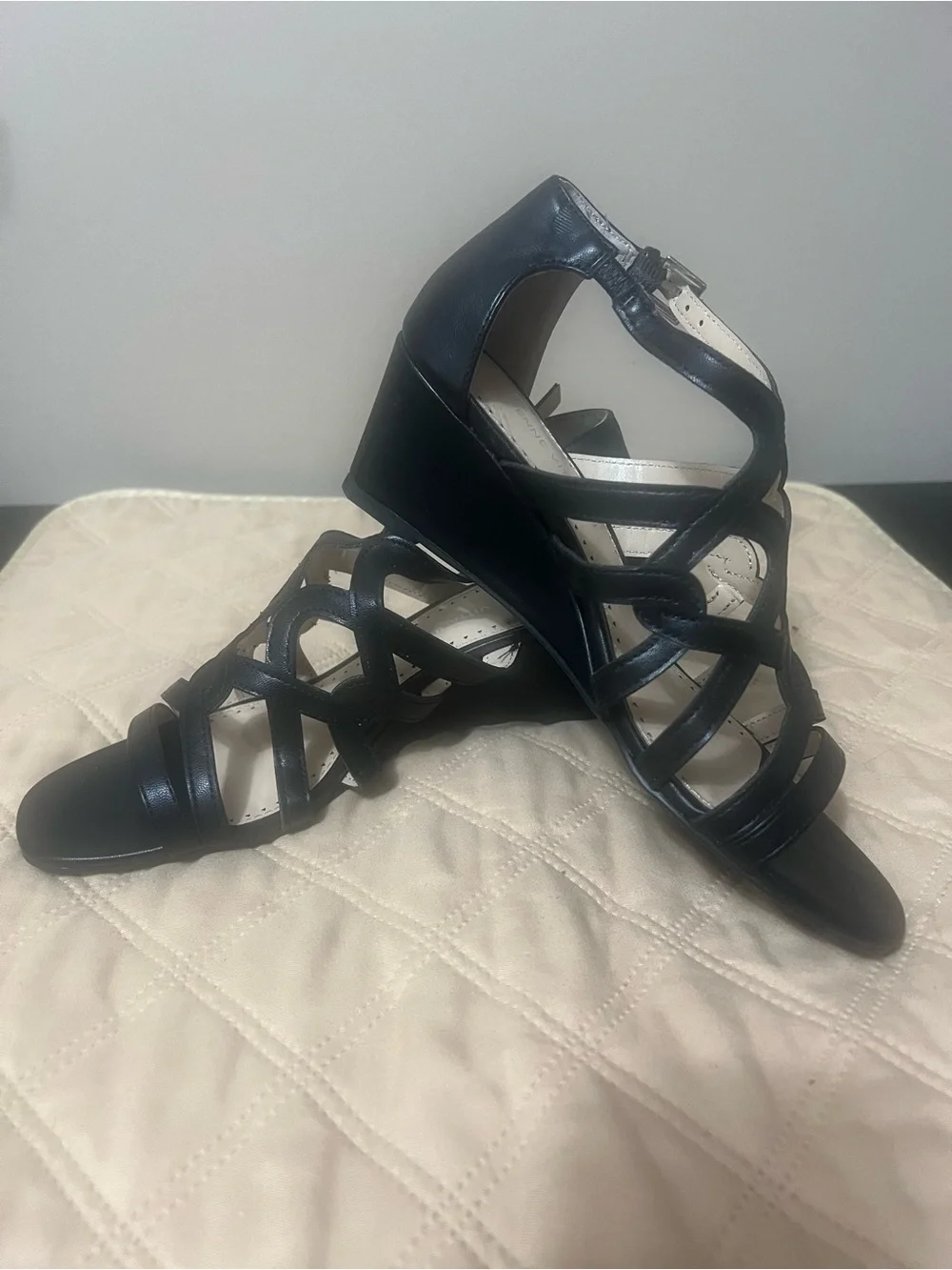 Adrienne Vittadini stylish strappy